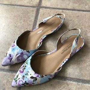 Floral flats